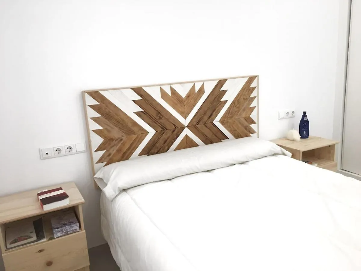 Casita Cerca De La Playa Decorada Con Amor Tarifa 0*,  Spain